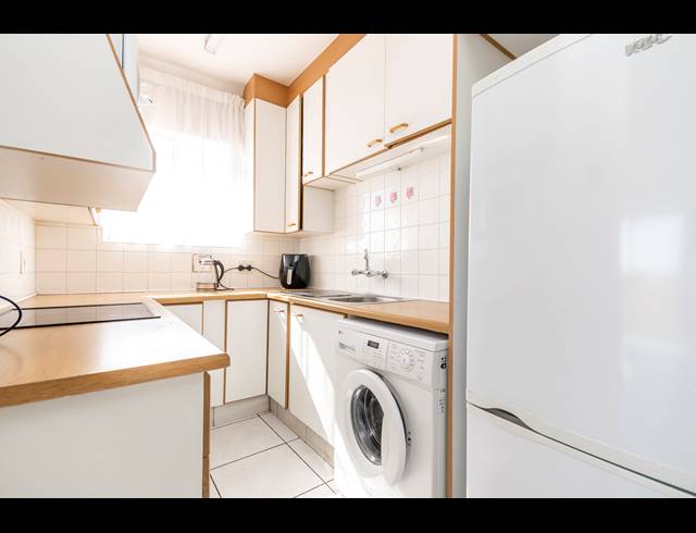2 BEDROOM APARTMENT RENTED IN GALLO MANOR